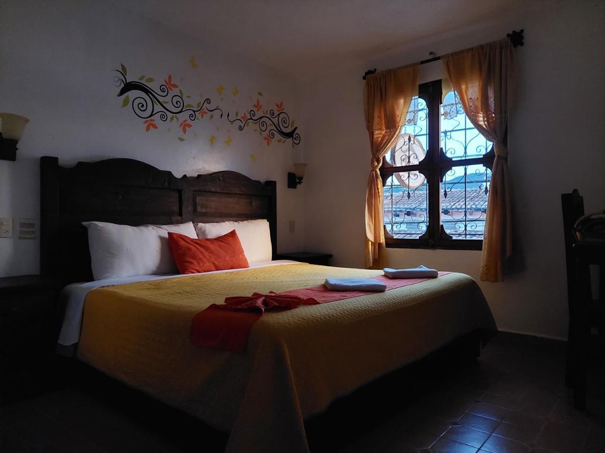 Hotel Posada Las Casas San Cristóbal de Las Casas Zewnętrze zdjęcie