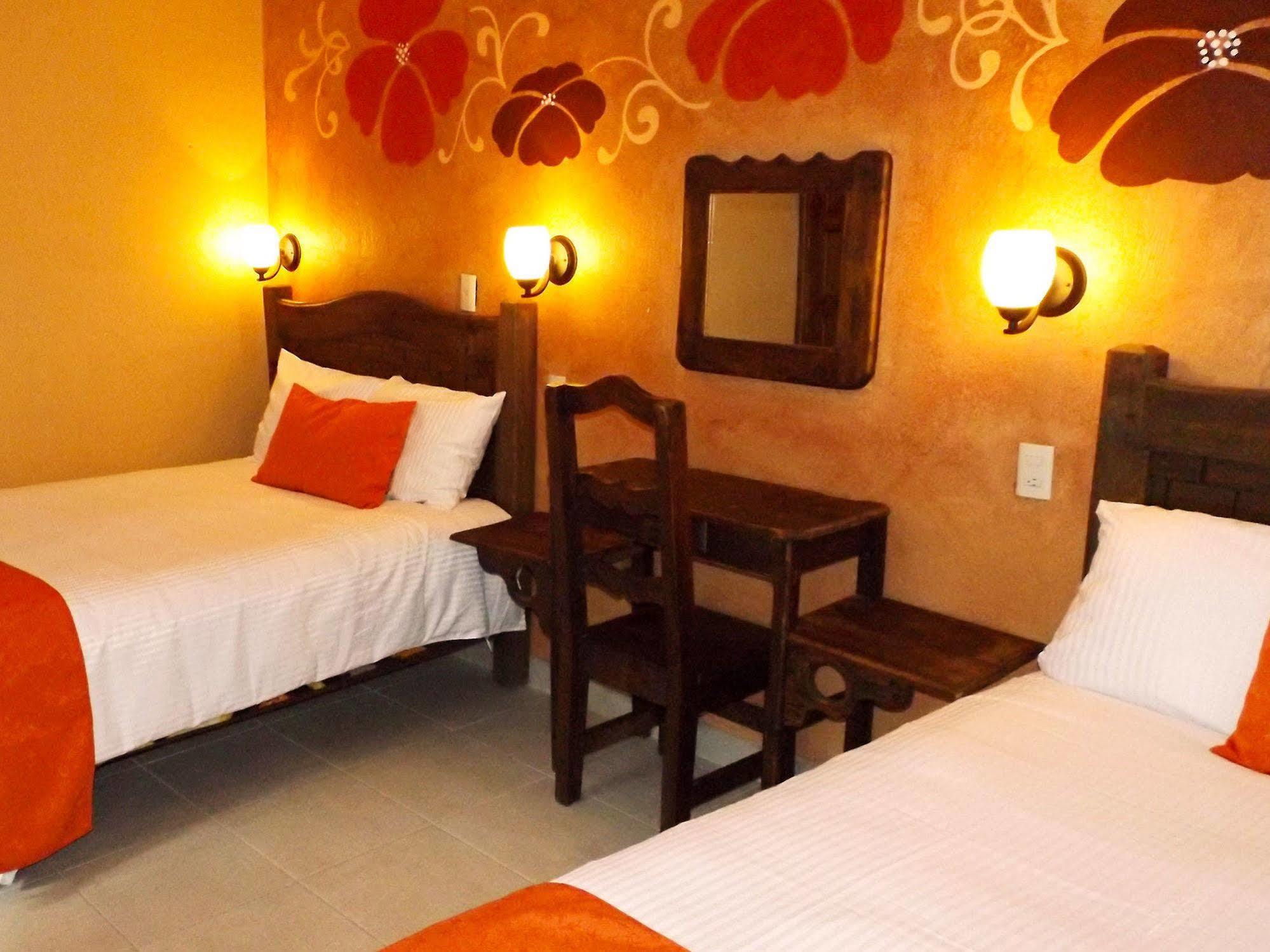 Hotel Posada Las Casas San Cristóbal de Las Casas Zewnętrze zdjęcie